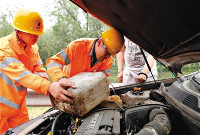 兴城额尔古纳道路救援